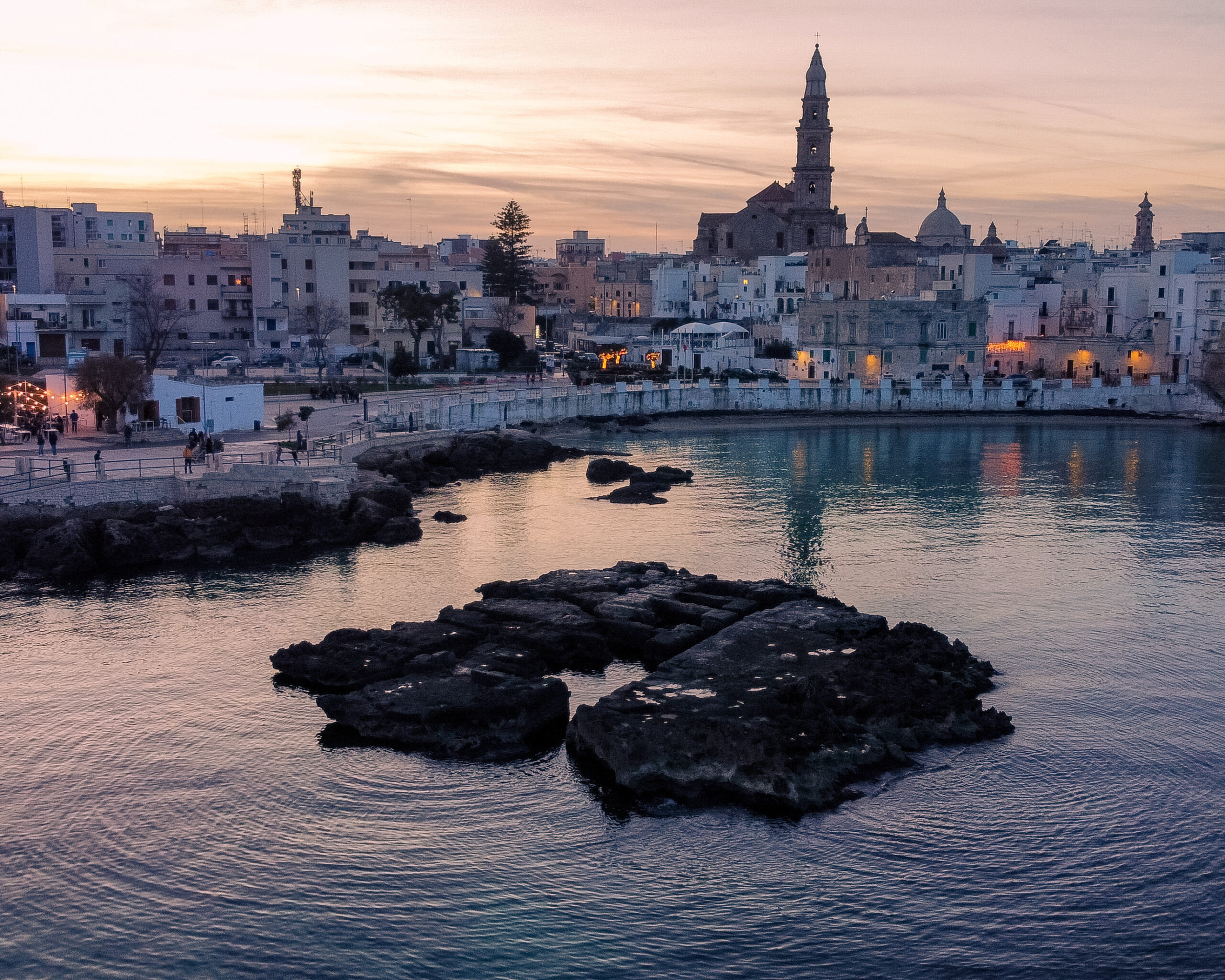 White Coast - Monopoli